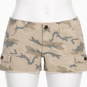 Y2K Camo, Beige & Blue,Low Rise, Cargo Cutoffs, Booty Shorts, Faded Glory Size 6